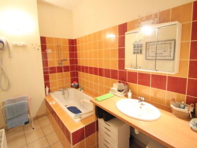 APPARTEMENT T4 A VENDRE - CHALON SUR SAONE - 105,86 m2 - 197500 €