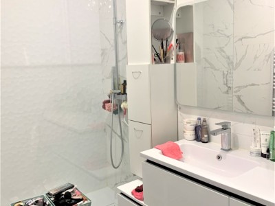 APPARTEMENT T4 A VENDRE - CHALON SUR SAONE - 81,28 m2 - 141200 €