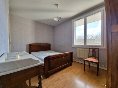 APPARTEMENT T4 A VENDRE - DIGOIN - 72,18 m2 - 60000 €