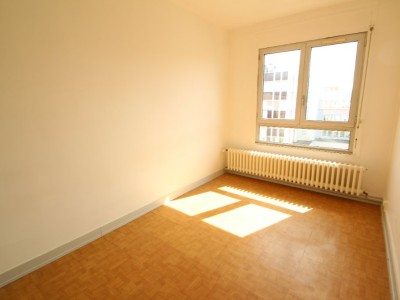 APPARTEMENT T4 A VENDRE - DIJON - 60,64 m2 - 150000 €