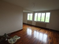 Appartement T4 avec 2 chambres, - LOUHANS - 69 m2 - VENDU