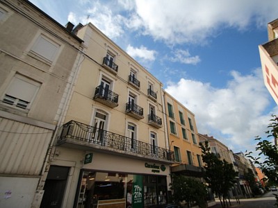 APPARTEMENT T4 - MONTCEAU LES MINES - 139 m2 - 80000 €
