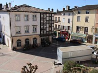 APPARTEMENT T4 - TOURNUS - 108 m2 - VENDU