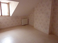 APPARTEMENT T5 A LOUER - AUTUN - 71.95 m2 - 485 € charges comprises par mois