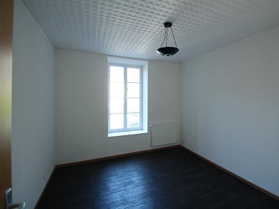 APPARTEMENT 4 CHAMBRES A VENDRE - AUTUN - 167,05 m2 - 67000 €