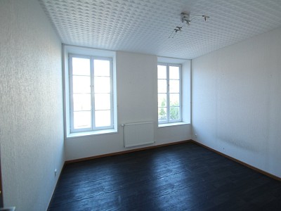 APPARTEMENT 4 CHAMBRES A VENDRE - AUTUN - 167,05 m2 - 67000 €