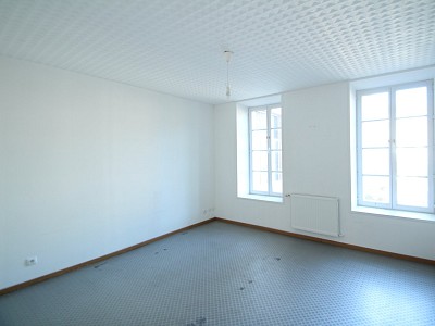 APPARTEMENT 4 CHAMBRES A VENDRE - AUTUN - 167,05 m2 - 67000 €