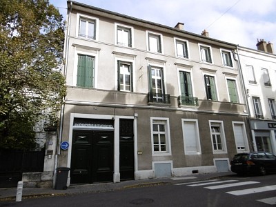 APPARTEMENT T5 A VENDRE - CHALON SUR SAONE - 130 m2 - 171500 €