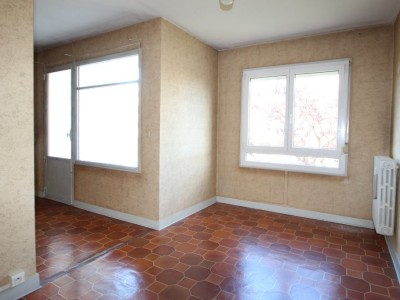APPARTEMENT T5 A VENDRE - CHALON SUR SAONE - 80,86 m2 - 62000 €