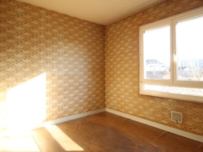 APPARTEMENT T5 A VENDRE - CHALON SUR SAONE - 80,86 m2 - 62000 €