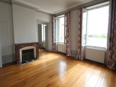 APPARTEMENT T5 A VENDRE - CHALON SUR SAONE - 140,74 m2 - 355000 €