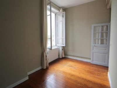 APPARTEMENT T5 A VENDRE - CHALON SUR SAONE - 140,74 m2 - 355000 €