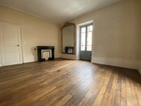 APPARTEMENT 1ER ETAGE - CHAROLLES - 114.56 m2 - VENDU