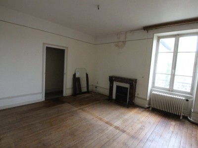 Appartement de type 5 A VENDRE - LOUHANS - 146 m2 - 109900 €