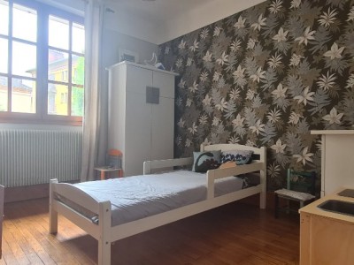 APPARTEMENT T6 A VENDRE - PARAY LE MONIAL - 116,68 m2 - 142000 €