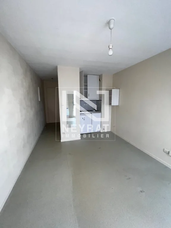 Image d'un studio a louer - dijon - 18.45 m2 - 430 € charges comprises par mois : immobilier dijon | neyrat immobilier à 430€ à dijon (21100)
