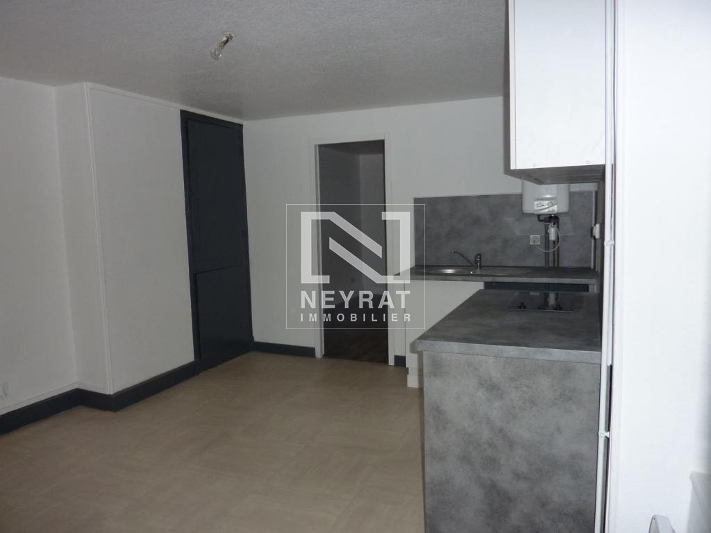 APPARTEMENT T1 A LOUER - AUTUN CENTRE VILLE - 28 m2 - 327€ charges comprises par mois