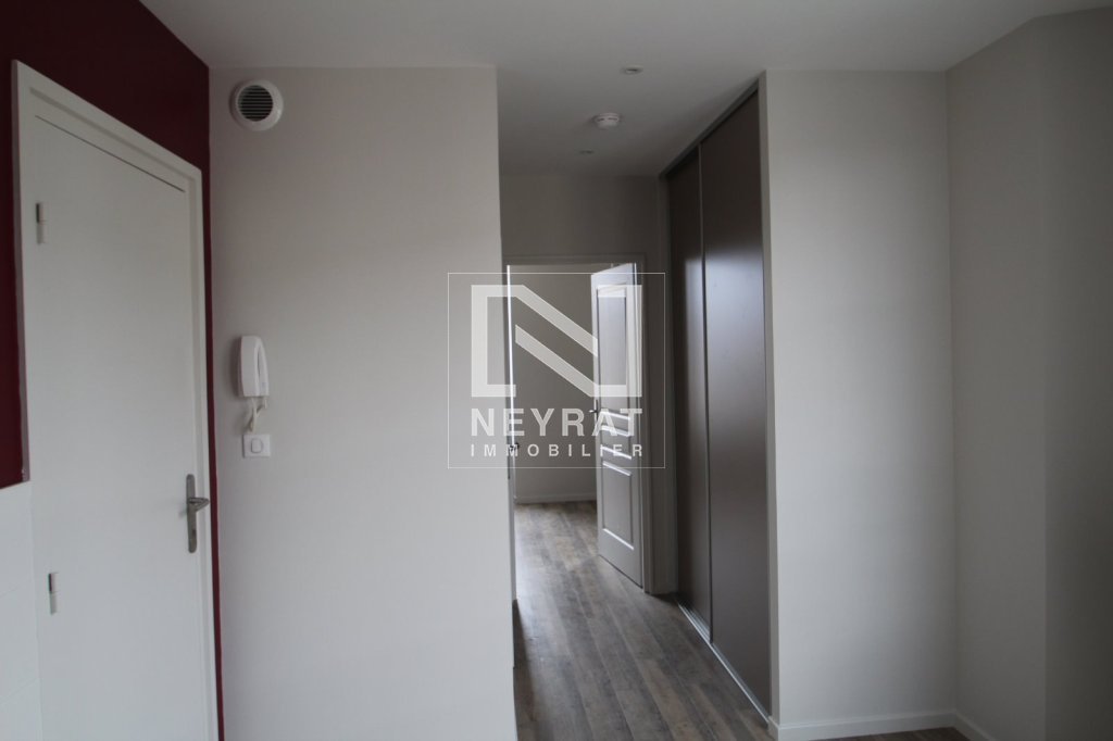 APPARTEMENT T1 - BEAUNE 59 FAUBOURG BRETONNIERE - 25.94 m2 - LOU&Eacute;