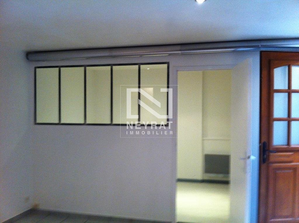 APPARTEMENT T1 A LOUER - BEAUNE 65 RUE DE LORRAINE - 25.02 m2 - 380 &euro; charges comprises par mois