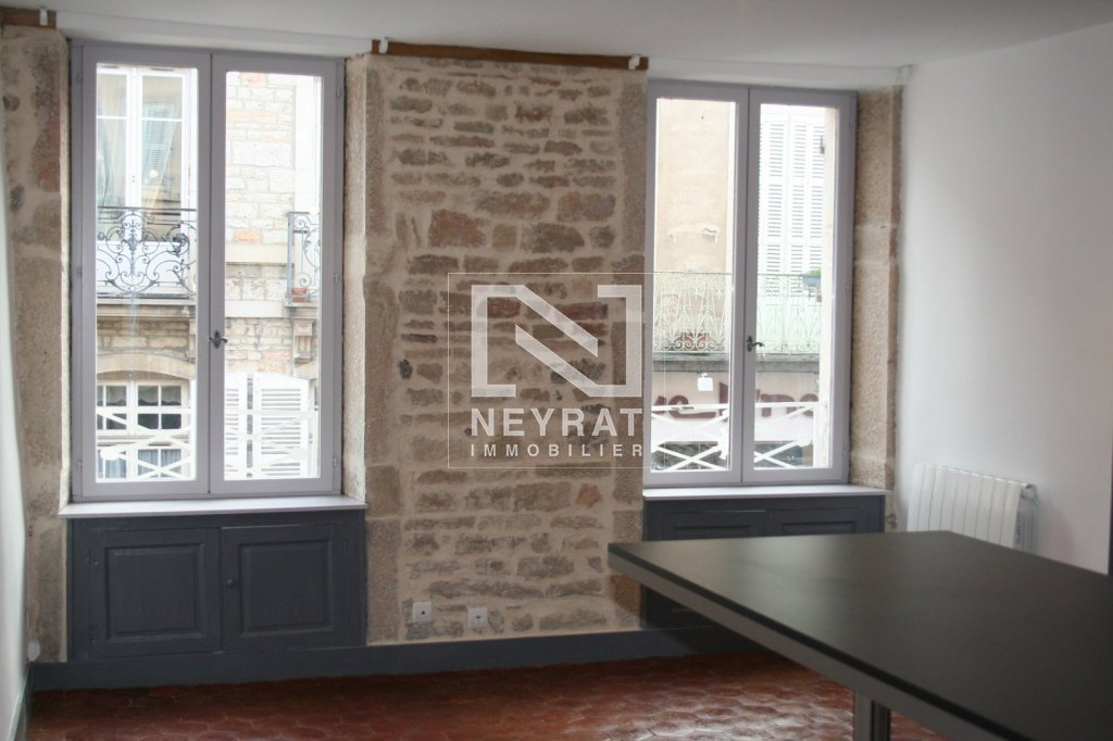 APPARTEMENT T1 A LOUER - BEAUNE - 32.12 m2 - 515 &euro; charges comprises par mois
