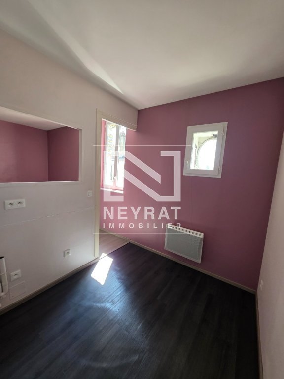 APPARTEMENT T1 - CHALON SUR SAONE CENTRE VILLE - 34.4 m2 - LOU&Eacute;