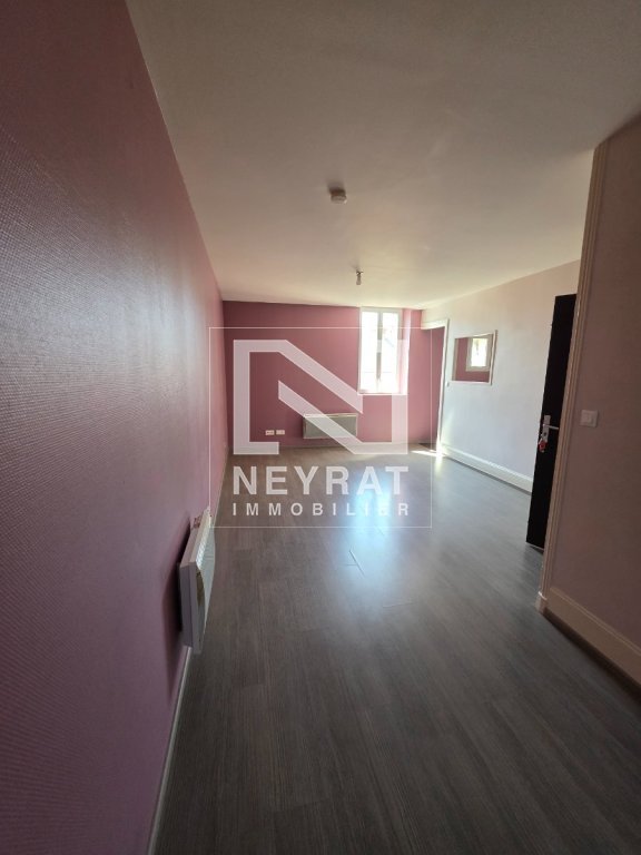 APPARTEMENT T1 - CHALON SUR SAONE CENTRE VILLE - 34.4 m2 - LOU&Eacute;