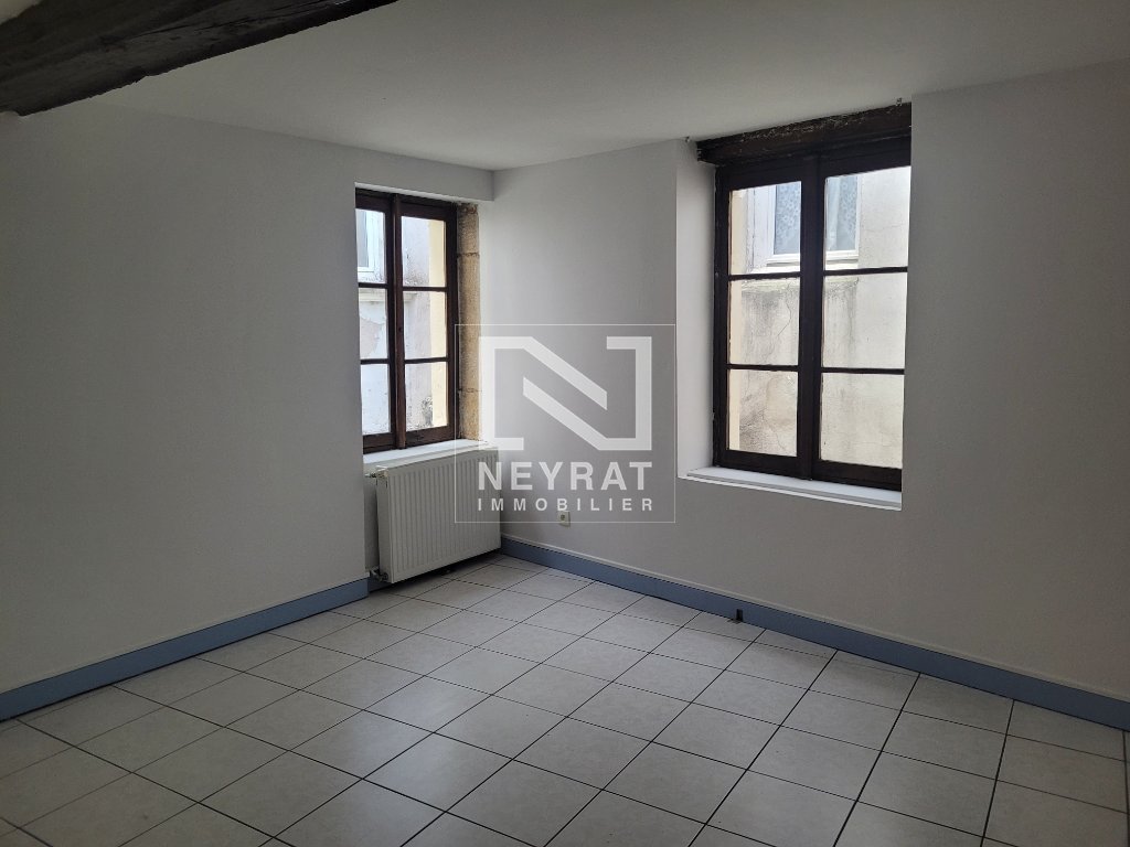 APPARTEMENT T1 A LOUER - CHALON SUR SAONE CENTRE VILLE - 31.68 m2 - 409 &euro; charges comprises par mois