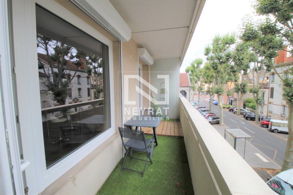 APPARTEMENT T1 A LOUER - CHALON SUR SAONE - 34.86 m2 - 525�&euro; charges comprises par mois