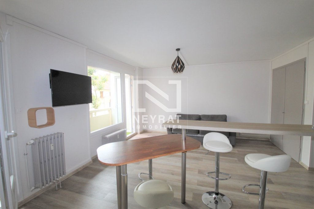 APPARTEMENT T1 A LOUER - CHALON SUR SAONE - 34.86 m2 - 525�&euro; charges comprises par mois