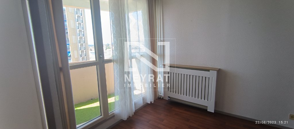 APPARTEMENT T1 - CHALON SUR SAONE - 40.93 m2 - LOU&Eacute;