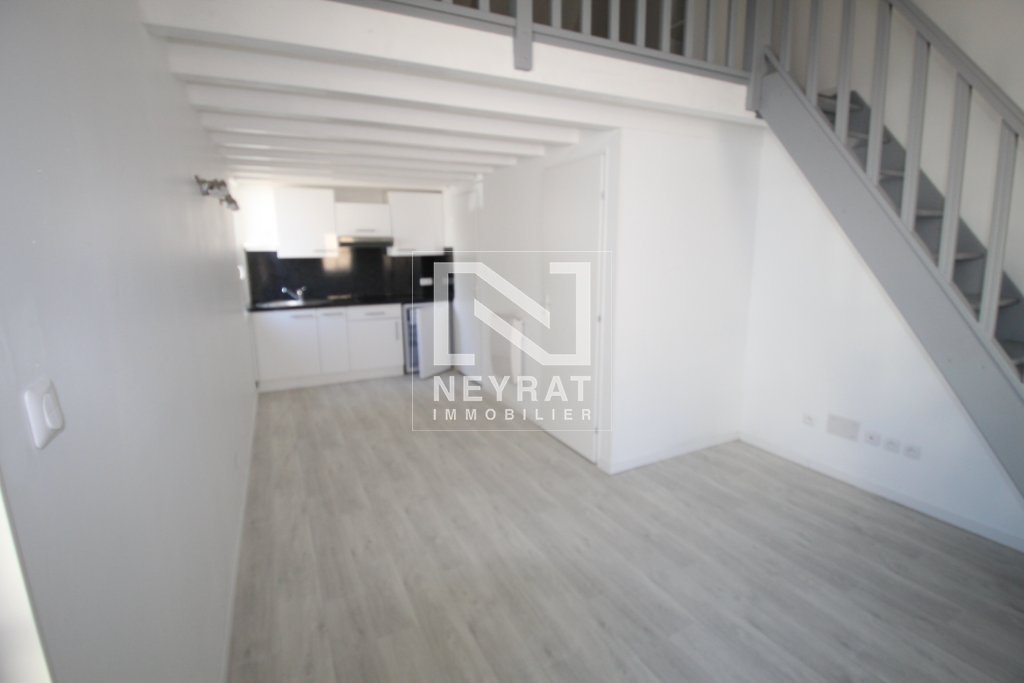APPARTEMENT T1 A LOUER - CHALON SUR SAONE - 25.95 m2 - 405€ charges comprises par mois