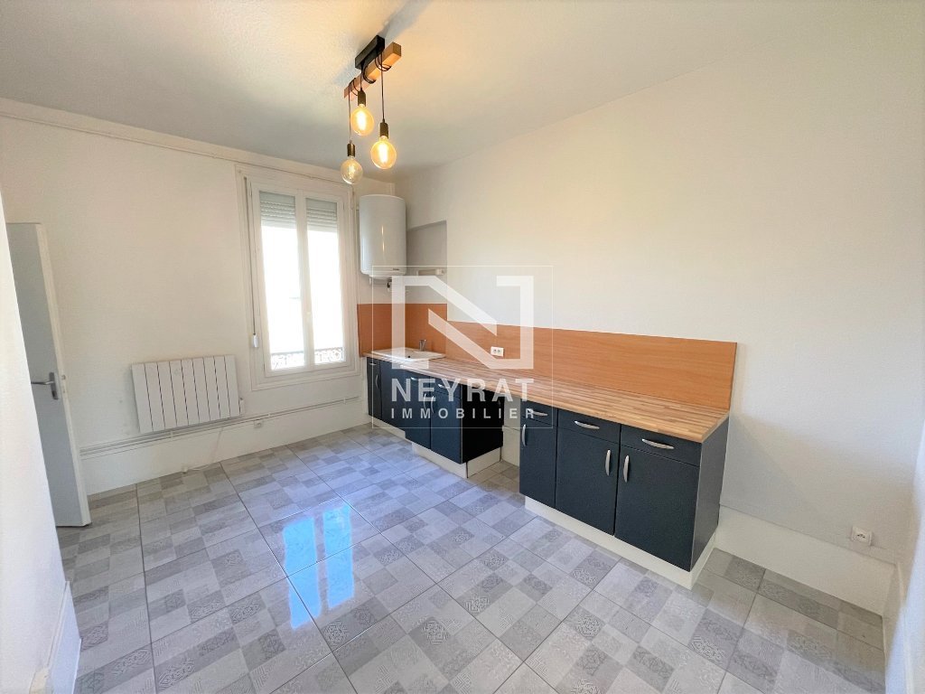 APPARTEMENT T1 - CHALON SUR SAONE - 28.67 m2 - LOU&Eacute;