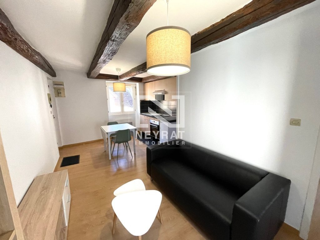 APPARTEMENT T1 A LOUER - CHALON SUR SAONE - 27.8 m2 - 425 &euro; charges comprises par mois
