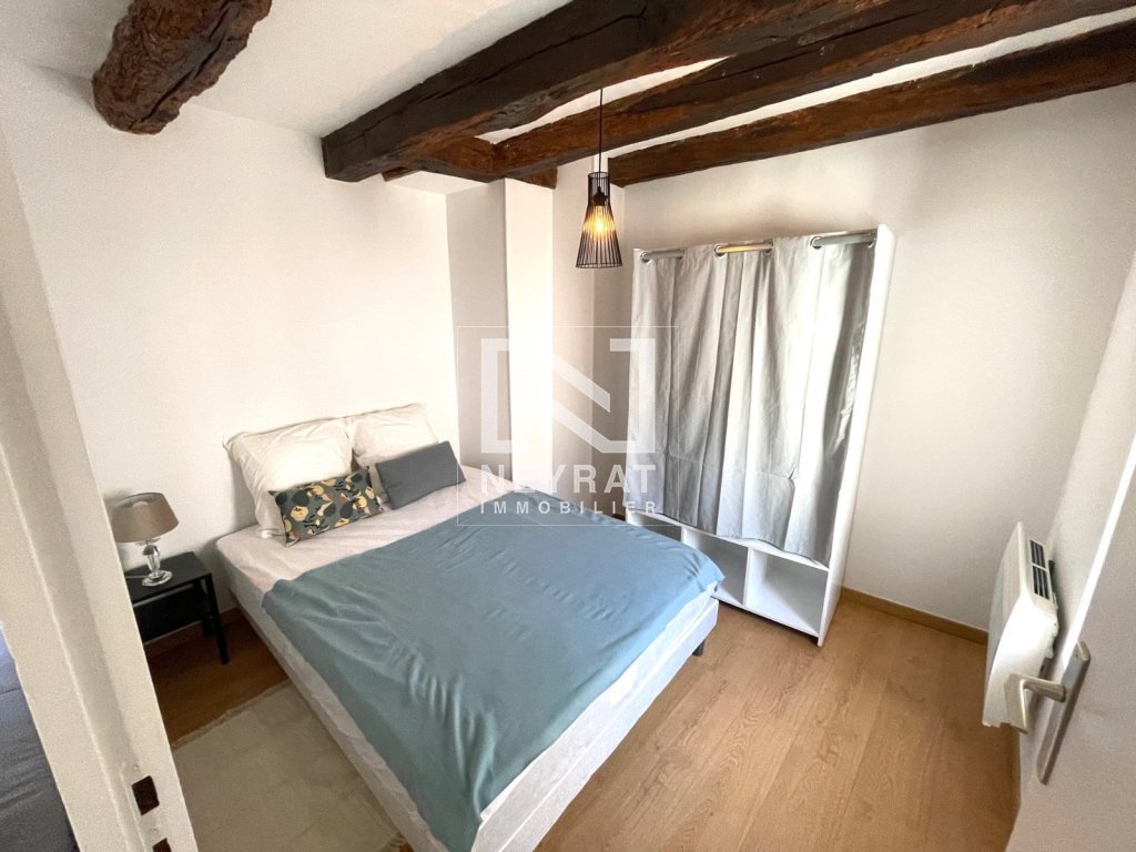 APPARTEMENT T1 A LOUER - CHALON SUR SAONE - 27.8 m2 - 425 &euro; charges comprises par mois