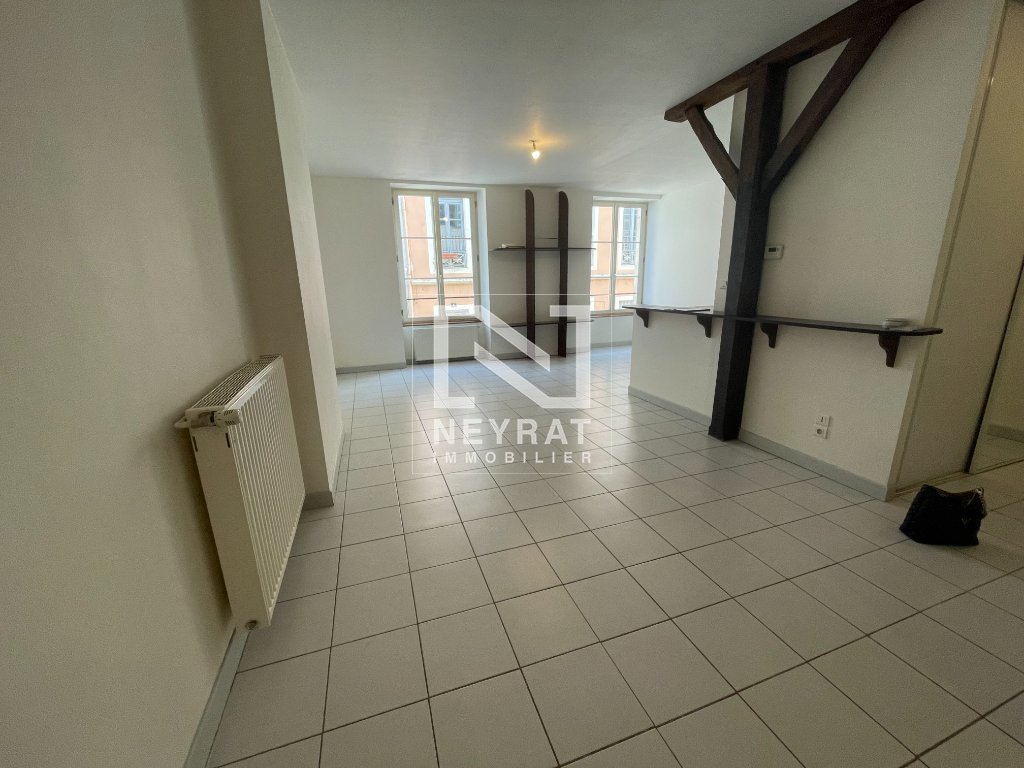 APPARTEMENT T1 - CHALON SUR SAONE - 52.5 m2 - LOU&Eacute;