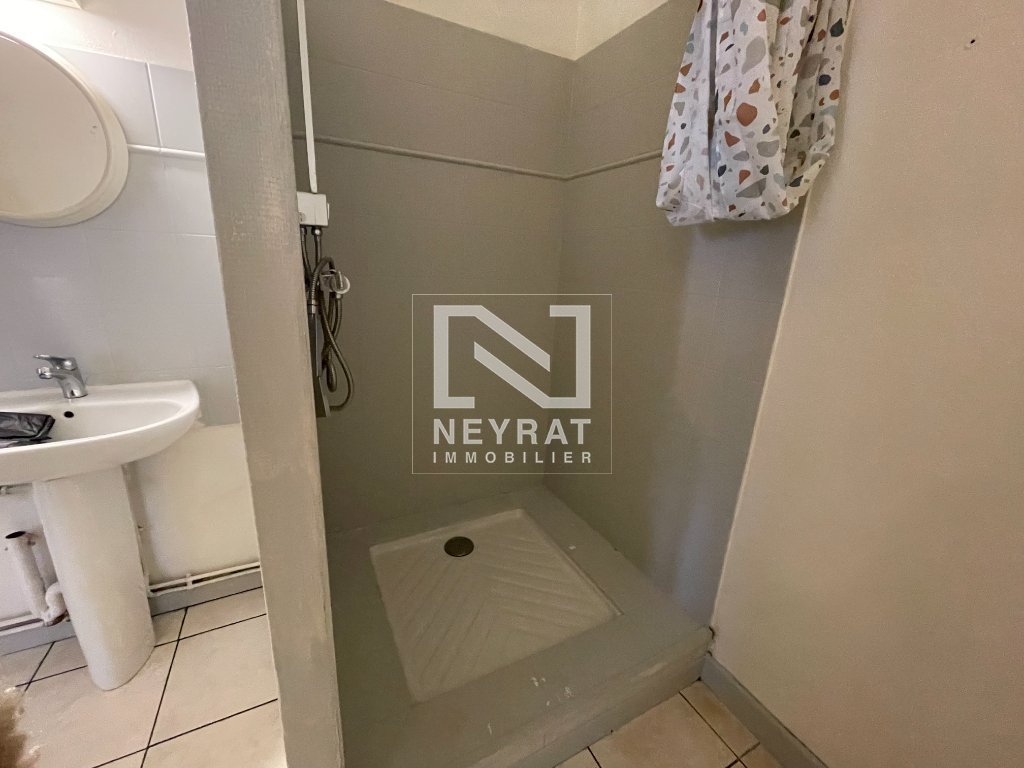 APPARTEMENT T1 - CHALON SUR SAONE - 52.5 m2 - LOU&Eacute;