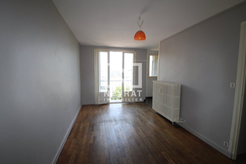 APPARTEMENT T1 A LOUER - CHALON SUR SAONE - 23.73 m2 - 315€ charges comprises par mois