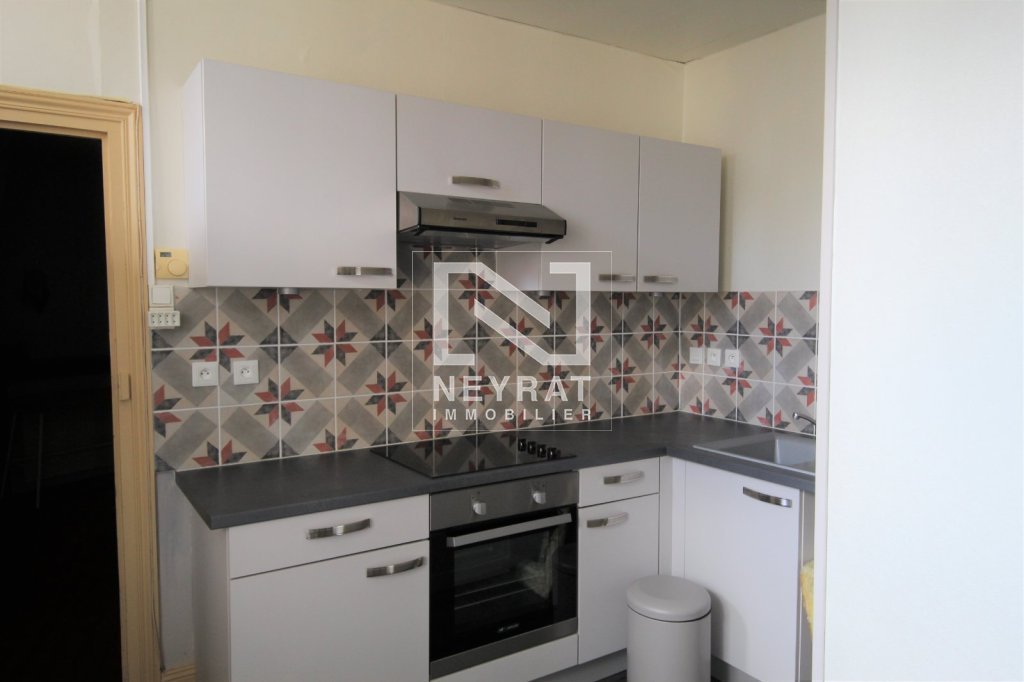 APPARTEMENT T1 A LOUER - CHALON SUR SAONE - 35.82 m2 - 385 &euro; charges comprises par mois
