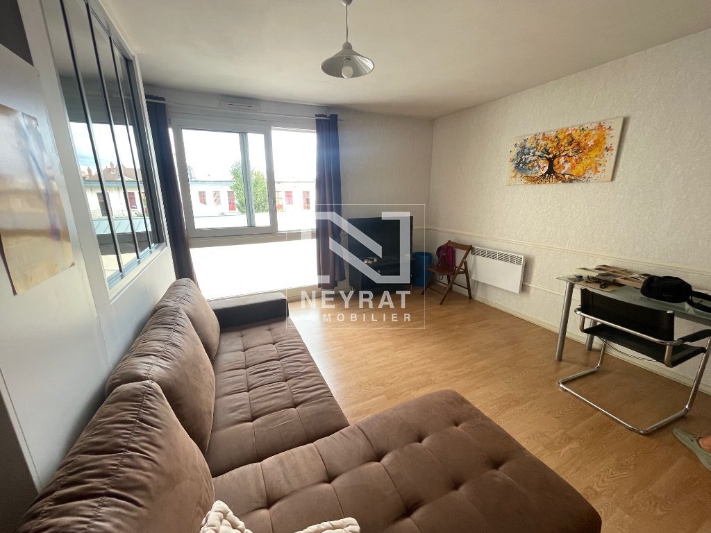 APPARTEMENT T1 A LOUER - CHALON SUR SAONE - 37.7 m2 - 446€ charges comprises par mois