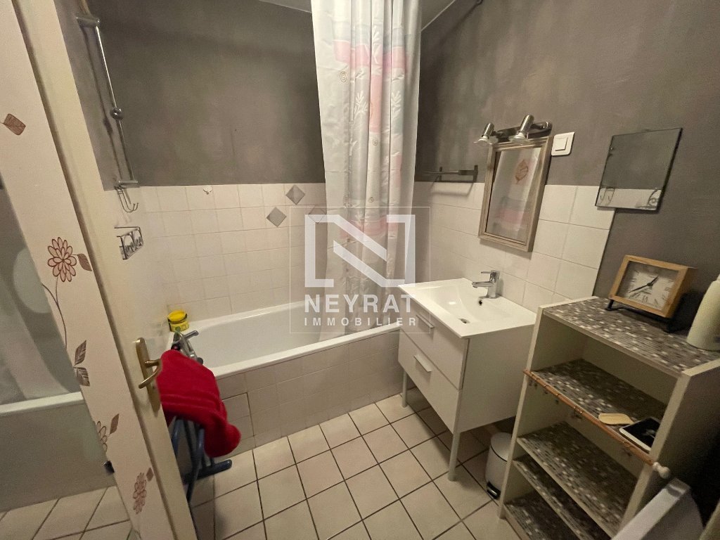 APPARTEMENT T1 A LOUER - CHALON SUR SAONE - 37.7 m2 - 449 € charges comprises par mois
