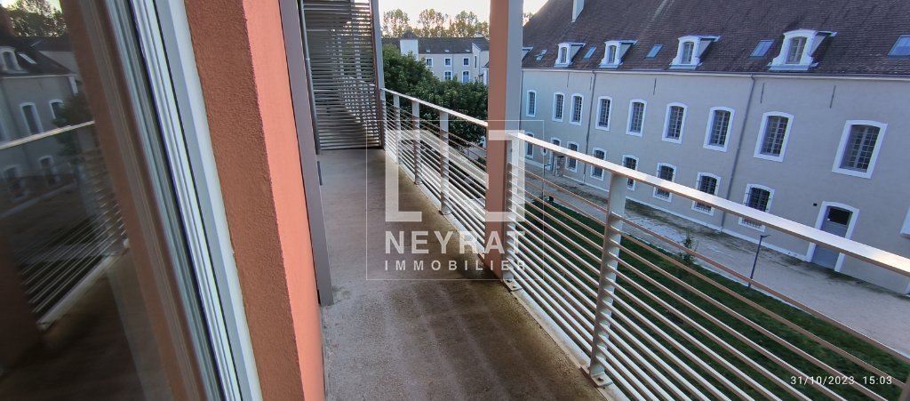APPARTEMENT T1 - CHALON SUR SAONE - 29.76 m2 - LOU&Eacute;