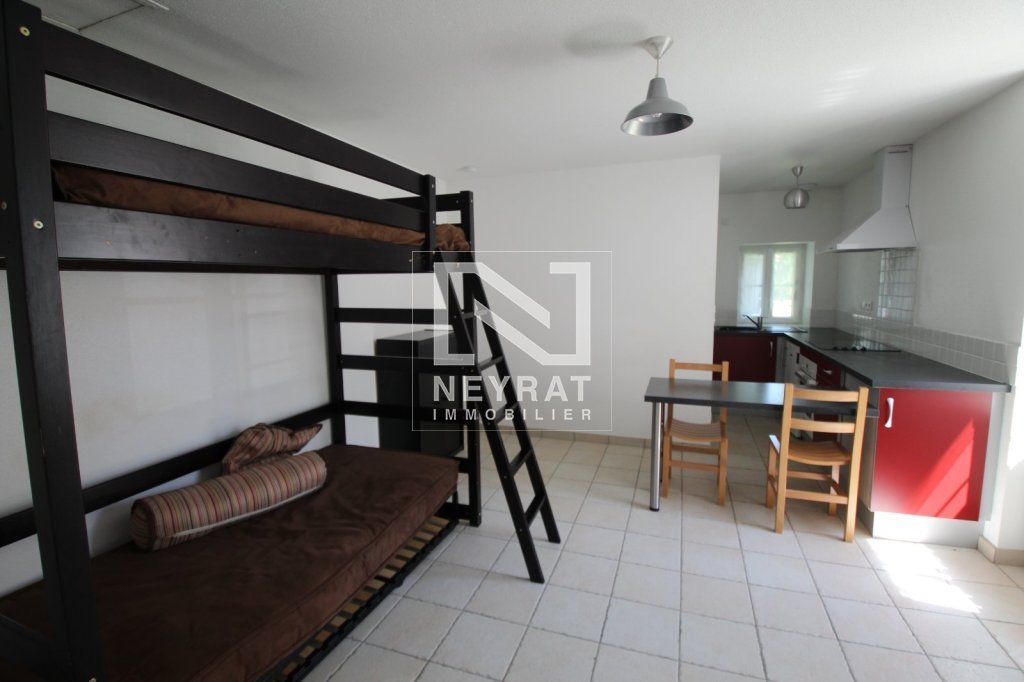 APPARTEMENT T1 A LOUER - CHALON SUR SAONE SAINT JEAN DES VIGNES - 22.5 m2 - 373€ charges comprises par mois