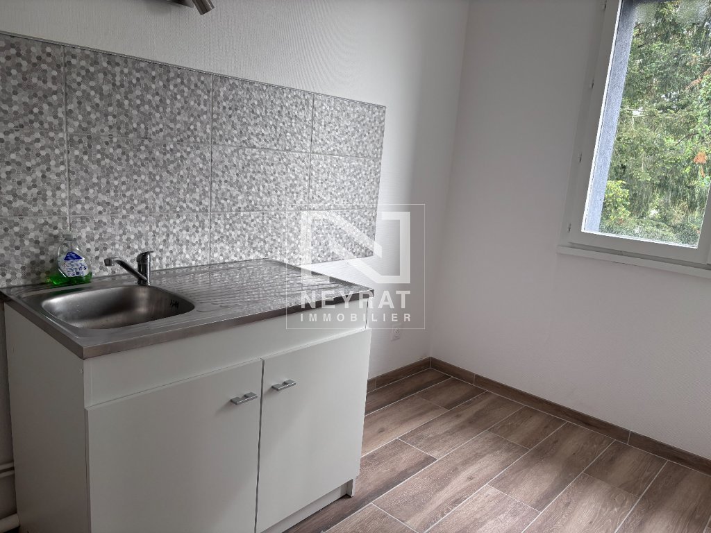APPARTEMENT T1 A LOUER - DIGOIN - 34.73 m2 - 410 &euro; charges comprises par mois