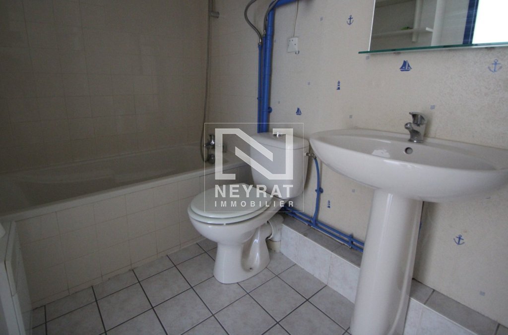 APPARTEMENT T1 - DIJON FACULTES MEDECINE/QUARTIER MONTMUZARD - 27.1 m2 - LOU&Eacute;