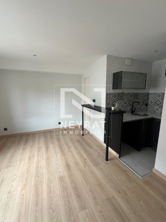 APPARTEMENT T1 A LOUER - DIJON - 18.5 m2 - 450€ charges comprises par mois
