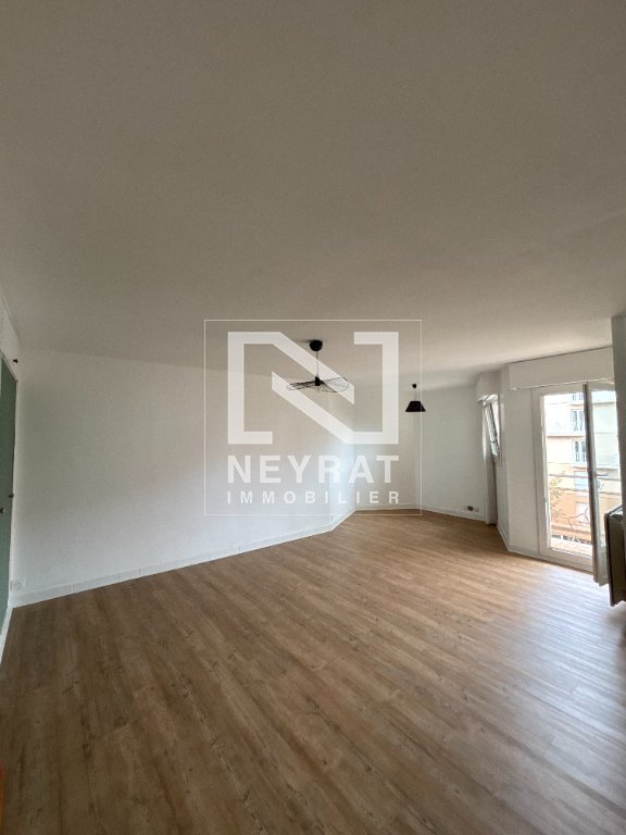 T1 A LOUER - DIJON - 39.39 m2 - 590 &euro; charges comprises par mois