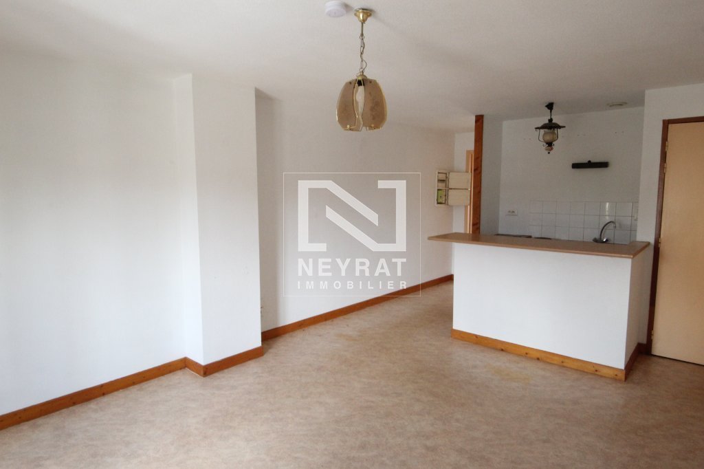 APPARTEMENT T1 A LOUER - LOUHANS - 29.32 m2 - 350 &euro; charges comprises par mois