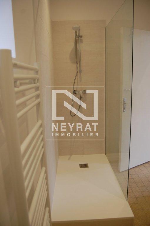 APPARTEMENT T1 A LOUER - SENNECEY LE GRAND - 36 m2 - 490 &euro; charges comprises par mois