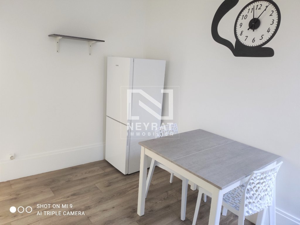 APPARTEMENT T1 A LOUER - SENNECEY LE GRAND - 30 m2 - 395 € charges comprises par mois