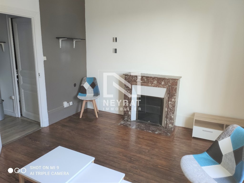 APPARTEMENT T1 A LOUER - SENNECEY LE GRAND - 30 m2 - 395 € charges comprises par mois